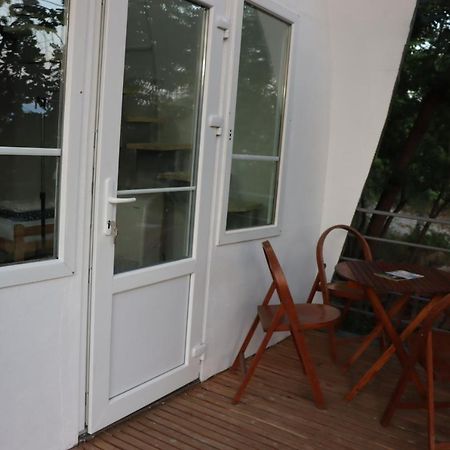Bungalovi Api-Centar Gornji Milanovac Luaran gambar